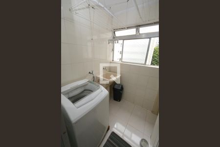 Apartamento à venda com 74m², 3 quartos e 1 vagaÁrea de Serviço