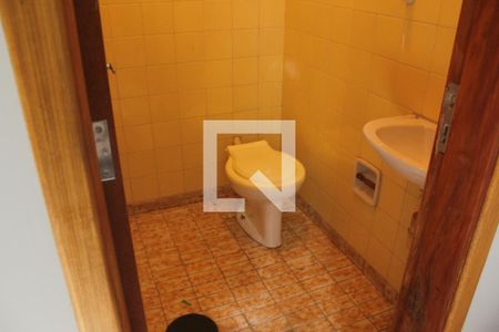 Casa à venda com 140m², 3 quartos e 3 vagasBanheiro de serviço