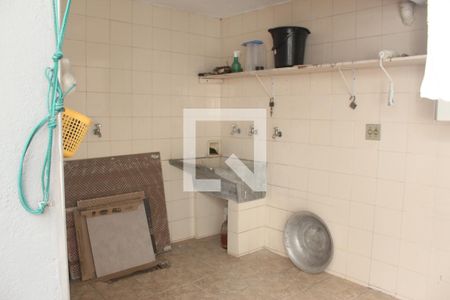 Casa à venda com 140m², 3 quartos e 3 vagasÁrea de Serviço