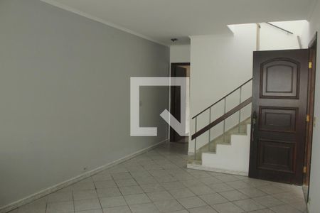 Sala de casa para alugar com 3 quartos, 140m² em Cupecê, São Paulo