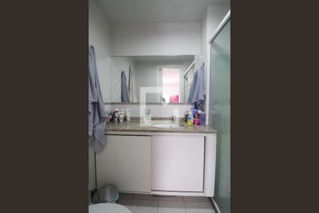 Apartamento à venda com 70m², 2 quartos e 1 vagaBanheiro Social