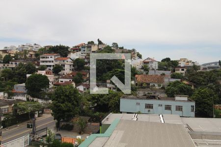 Apartamento à venda com 70m², 2 quartos e 1 vagaVaranda da sala 