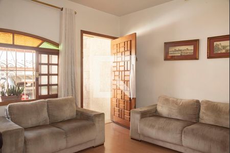 Sala de casa de condomínio à venda com 3 quartos, 167m² em Planalto Paulista, São Paulo