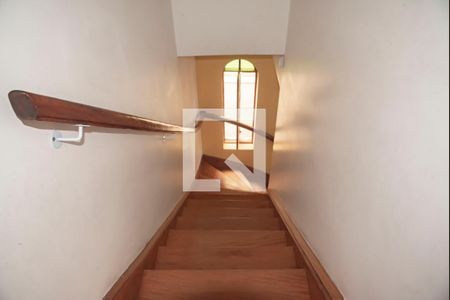 Acesso ao 2° Piso de casa de condomínio à venda com 3 quartos, 167m² em Planalto Paulista, São Paulo