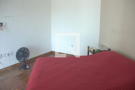 Casa de condomínio para alugar com 419m², 4 quartos e 4 vagas Casa de condomínio para alugar com 419m², 4 quartos e 4 vagasSuíte 2