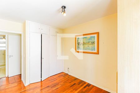 Apartamento para alugar com 107m², 3 quartos e 1 vaga Apartamento para alugar com 107m², 3 quartos e 1 vagaQuarto 1