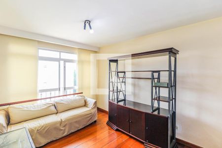 Apartamento para alugar com 107m², 3 quartos e 1 vaga Apartamento para alugar com 107m², 3 quartos e 1 vagaSala