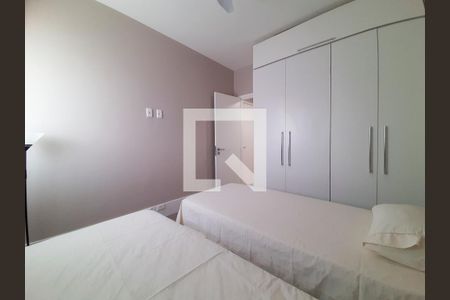 Apartamento à venda com 74m², 2 quartos e 1 vagaQuarto 2