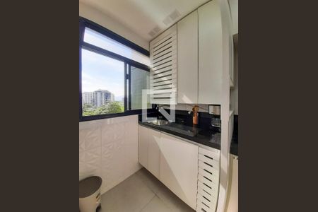 Apartamento à venda com 74m², 2 quartos e 1 vagaÁrea de Serviço