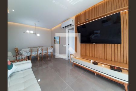 Sala de apartamento à venda com 2 quartos, 74m² em Barra da Tijuca, Rio de Janeiro