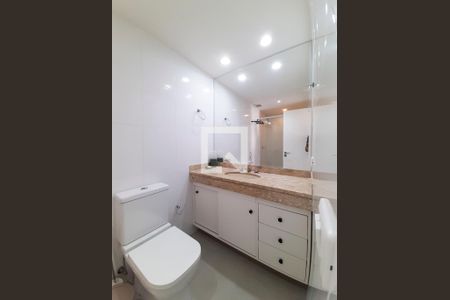 Apartamento à venda com 74m², 2 quartos e 1 vagaBanheiro Quarto 1 suíte