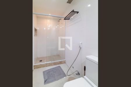 Apartamento à venda com 74m², 2 quartos e 1 vagaBanheiro Quarto 1 suíte