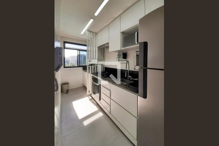 Apartamento à venda com 74m², 2 quartos e 1 vagaCozinha