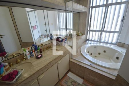 Apartamento à venda com 394m², 4 quartos e 4 vagas