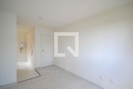 Sala de apartamento para alugar com 2 quartos, 60m² em Cerâmica, Nova Iguaçu
