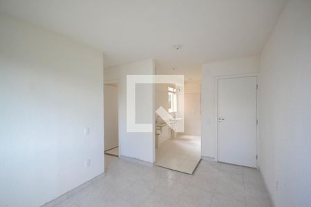 Sala de apartamento para alugar com 2 quartos, 60m² em Cerâmica, Nova Iguaçu