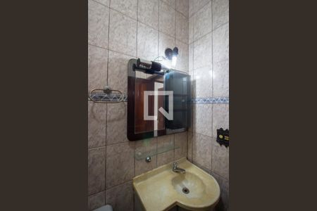 Casa de condomínio para alugar com 100m², 2 quartos e sem vagaBanheiro 