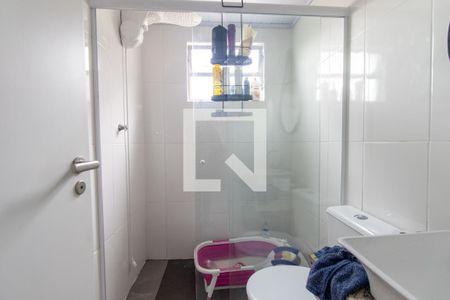Banheiro Social de casa para alugar com 2 quartos, 55m² em Pilarzinho, Curitiba