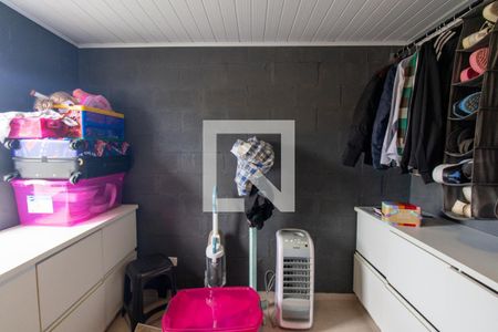 Quarto 1 de casa para alugar com 2 quartos, 55m² em Pilarzinho, Curitiba
