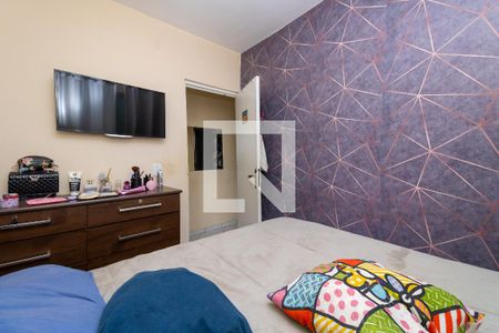 Apartamento à venda com 64m², 3 quartos e 1 vagaQuarto 2