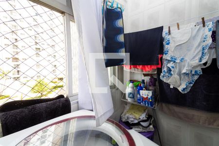 Apartamento à venda com 64m², 3 quartos e 1 vagaÁrea de Serviço