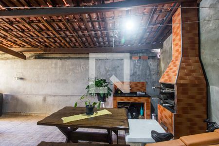 Casa à venda com 128m², 2 quartos e 2 vagas Casa à venda com 128m², 2 quartos e 2 vagasÁrea gourmet