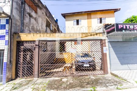 Casa à venda com 128m², 2 quartos e 2 vagas Casa à venda com 128m², 2 quartos e 2 vagasVista da Rua