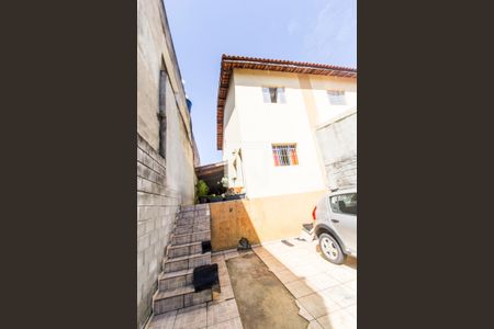 Casa à venda com 128m², 2 quartos e 2 vagas Casa à venda com 128m², 2 quartos e 2 vagasGaragem