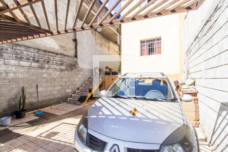 Casa à venda com 128m², 2 quartos e 2 vagas Casa à venda com 128m², 2 quartos e 2 vagasGaragem