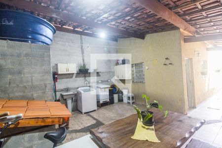 Casa à venda com 128m², 2 quartos e 2 vagas Casa à venda com 128m², 2 quartos e 2 vagasÁrea gourmet