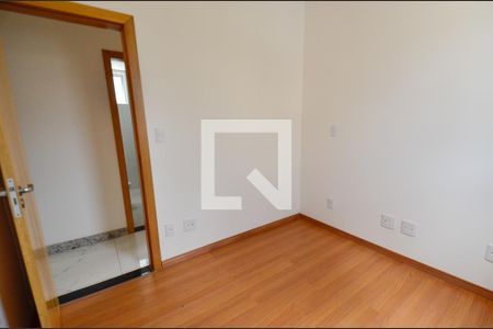 Apartamento à venda com 113m², 3 quartos e 2 vagasQuarto 2