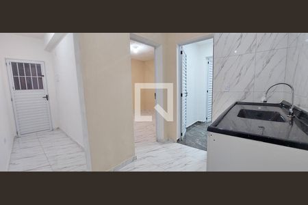 Cozinha de casa para alugar com 1 quarto, 55m² em Vila Luzita, Santo André