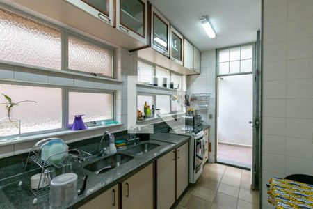 Cozinha e Área de Serviço de apartamento à venda com 4 quartos, 151m² em Serra, Belo Horizonte