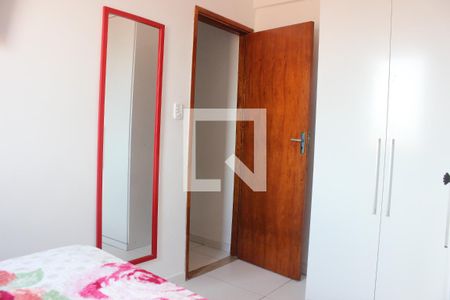 Quarto 1 de apartamento para alugar com 2 quartos, 64m² em Vila Cascatinha, São Vicente