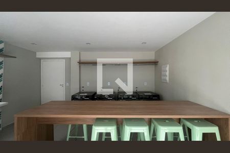 Apartamento à venda com 33m², 2 quartos e sem vagaÁrea comum