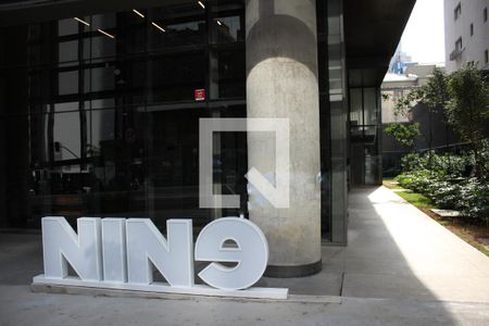 Studio para alugar com 24m², 1 quarto e sem vagaEntrada do Edifício