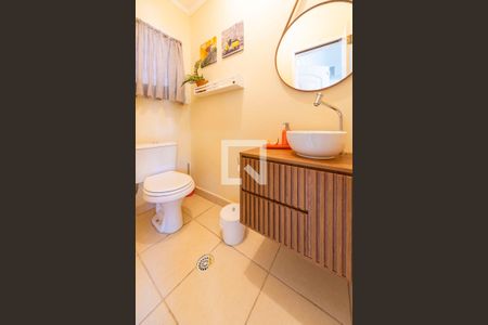 Lavabo de casa para alugar com 4 quartos, 180m² em Vila Floresta, Santo André