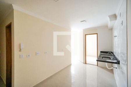 Sala e cozinha de apartamento à venda com 2 quartos, 36m² em Cidade Mãe do Céu, São Paulo