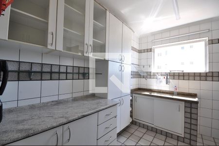 Apartamento à venda com 70m², 2 quartos e 1 vagaCozinha