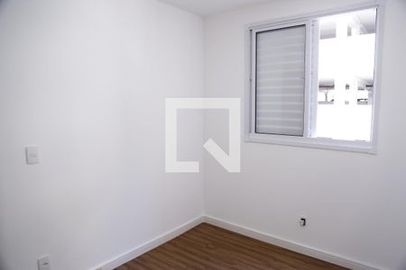 Quarto 1 de apartamento para alugar com 2 quartos, 43m² em Jardim Iris, São Paulo