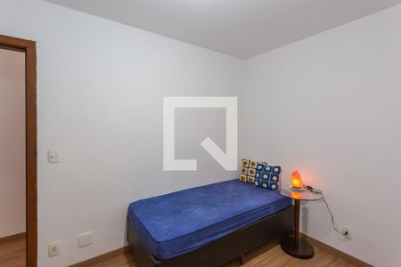Quarto 2 de apartamento para alugar com 3 quartos, 110m² em Sagrada Família, Belo Horizonte