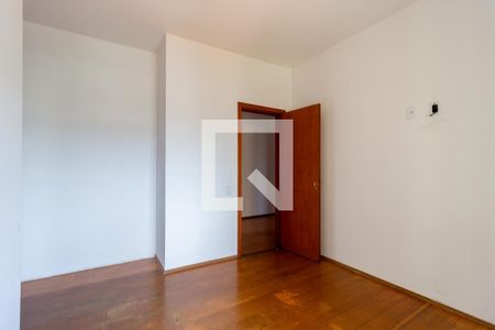 Apartamento à venda com 156m², 4 quartos e 3 vagasQuarto 3 - Suíte 1