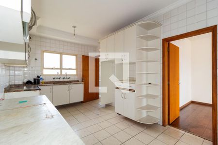 Apartamento à venda com 156m², 4 quartos e 3 vagasCozinha