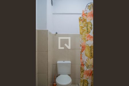 Banheiro de kitnet/studio à venda com 1 quarto, 42m² em Farroupilha, Porto Alegre