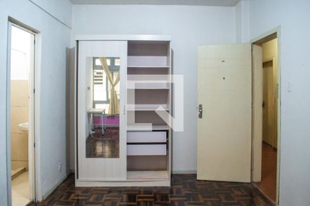 Quarto de kitnet/studio à venda com 1 quarto, 42m² em Farroupilha, Porto Alegre