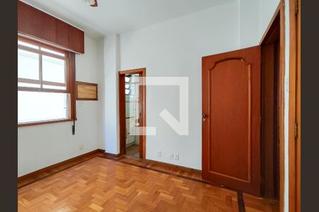 Apartamento à venda com 114m², 3 quartos e 1 vagaSuíte