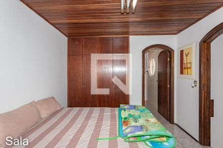 Casa à venda com 299m², 5 quartos e 5 vagasQuarto de Serviços