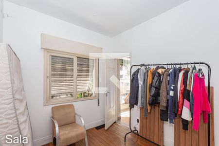 Casa à venda com 299m², 5 quartos e 5 vagasQuarto 1