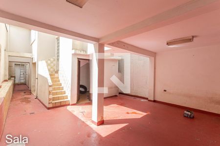 Casa à venda com 299m², 5 quartos e 5 vagasQuintal