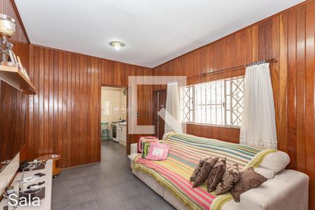 Casa à venda com 299m², 5 quartos e 5 vagasSala